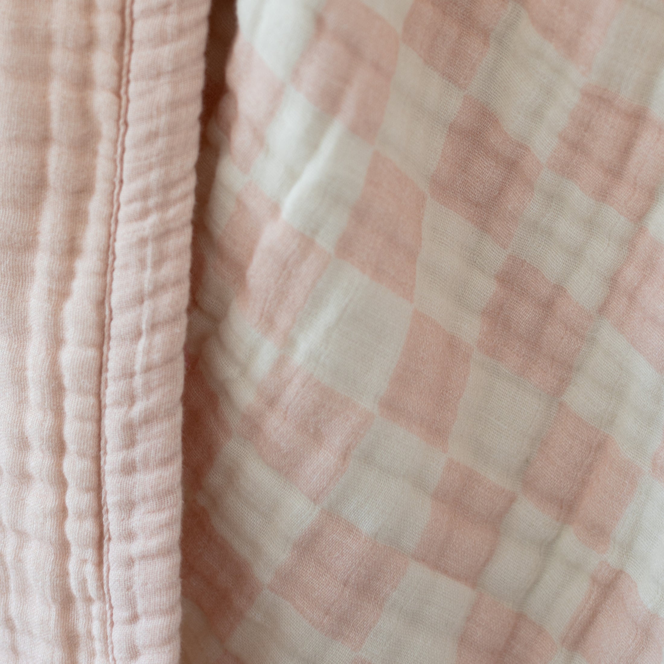 Pink Checker | Reversible Muslin Quilt