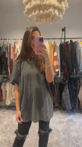 Load and play video in Gallery viewer, Madre | Oversized Tee
